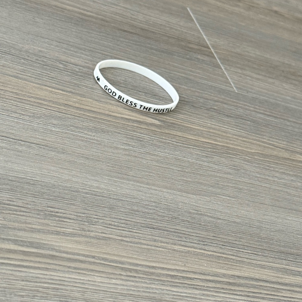 Braclets - Picture 2 of 2